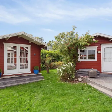 Cozy Near Folle On Djursland Holiday home